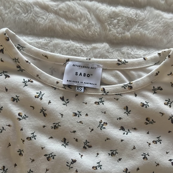 SABO Cotton blend fabric with a ditzy floral print- New no tags - Picture 6 of 6